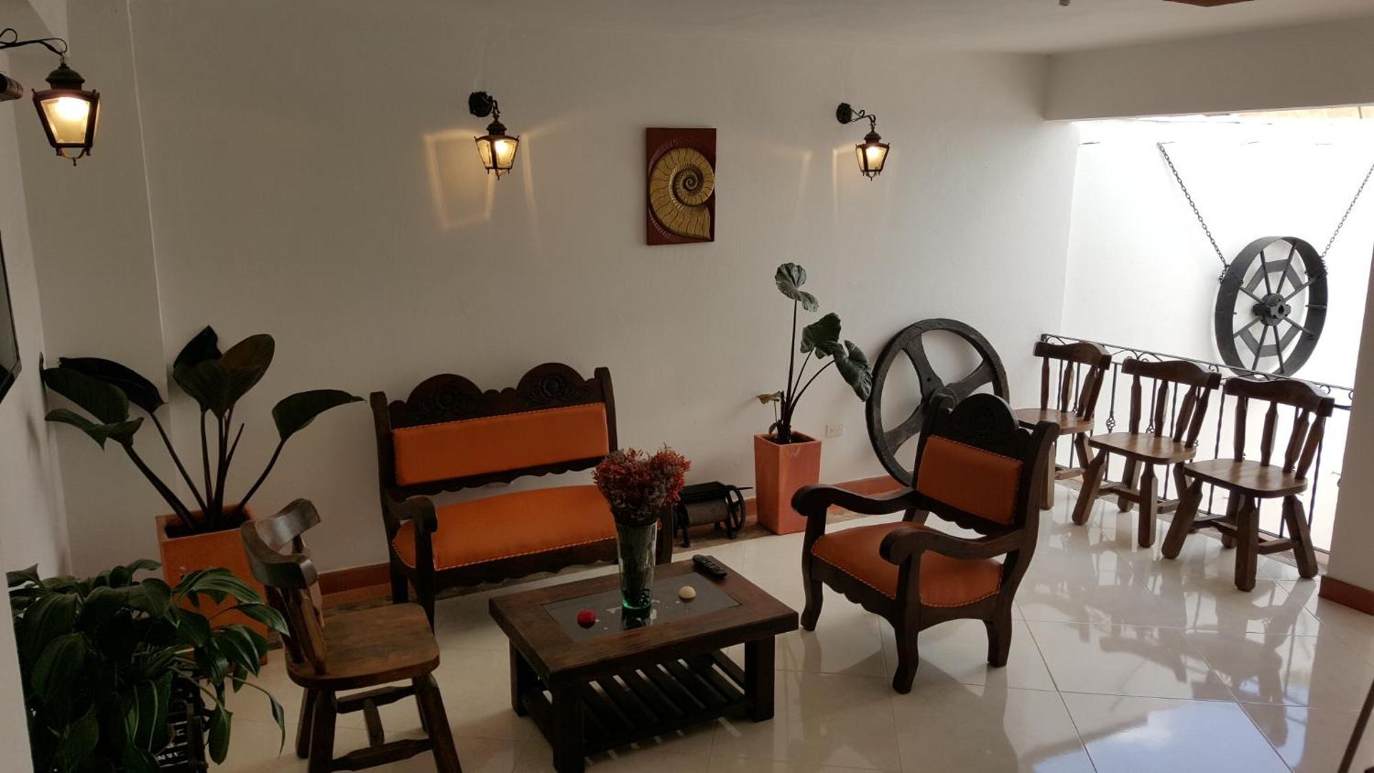 Casa Cantabria Hotel Вилья-де-Лейва Экстерьер фото