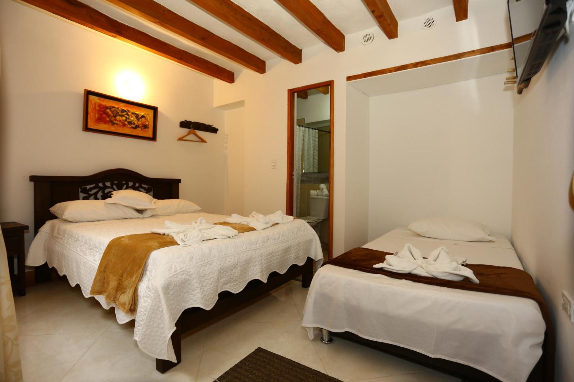 Casa Cantabria Hotel Вилья-де-Лейва Экстерьер фото